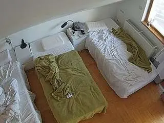 Camsoda Adult Webcam of voyeurcam-julmodels-bed-7