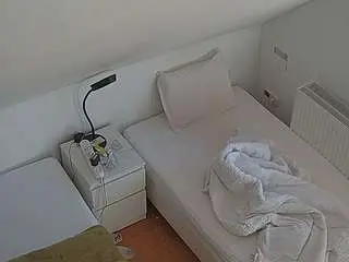Camsoda Live Sex of voyeurcam-julmodels-bed-7