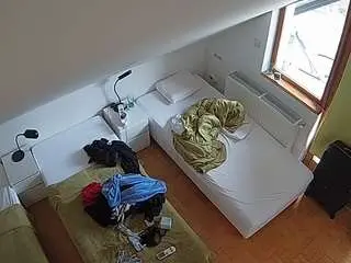 Camsoda Private Sex Chat of voyeurcam-julmodels-bed-7