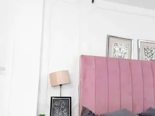 Camsoda Nude Webcam of sofyqueen