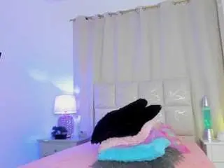 Camsoda Private Sex Chat of adelinee-18