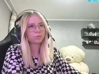 Camsoda Free Porn Cam of lorrianeleuga