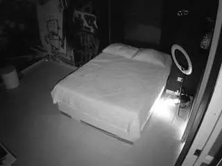 Camsoda Sex Cam of voyeurcam-casa-salsa-disturbed