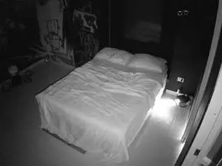 Camsoda Sex Cam of voyeurcam-casa-salsa-disturbed