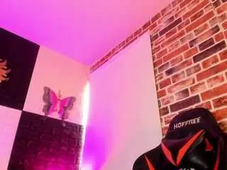 Camsoda Adult Webcam of aleja-hill
