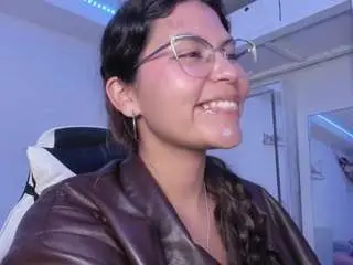 Camsoda Adult Webcam of lady-brownnnn