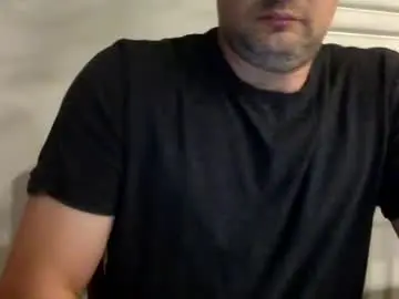 Chaturbate Live Sex Cam of bigdickshowoff9877