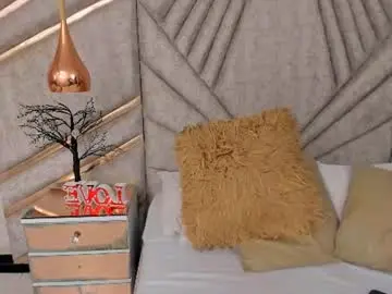 Chaturbate Watch Live Sex Cams of lucasopry