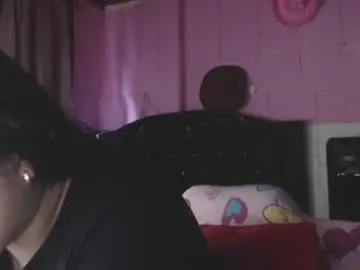 Chaturbate Sex Chat of nikkirous_
