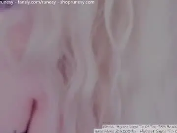 Chaturbate Live Porn of runesy