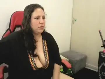 Chaturbate Live Sex Cam of valeryadams_1