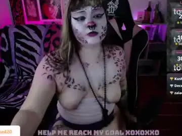 Chaturbate Live Porn of destroyall420
