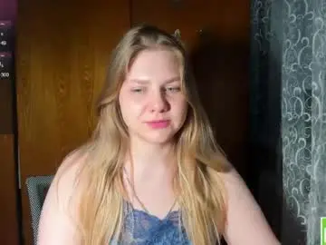 Chaturbate Best live sex cam show of emmafrizea