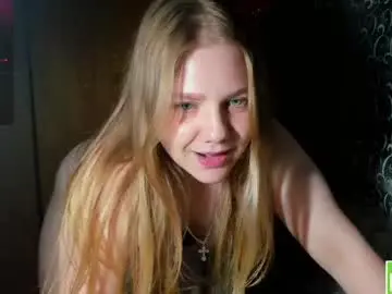 Chaturbate Best live sex cam show of emmafrizea