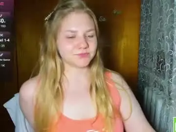 Chaturbate Best live sex cam show of emmafrizea