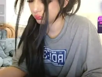 Chaturbate Sex Chat of esoterickitten777