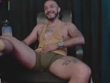 Chaturbate Free Live Porn of kenllyhot