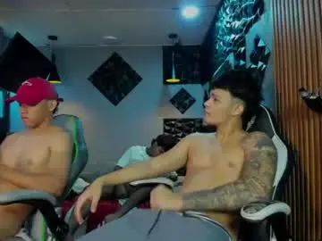 Chaturbate Free Porn Cam of mr_mois