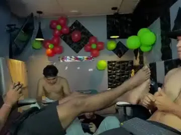 Chaturbate Free Live Porn of mr_mois