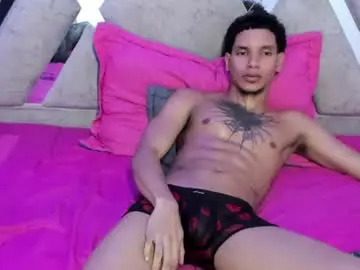 Chaturbate Live Sex Cam of owen_blaze3