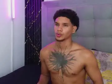 Chaturbate Free Porn Cam of owen_blaze3