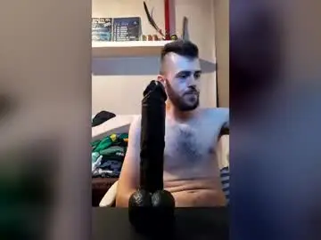 Chaturbate Live Sex Cam of smokethroatashtray