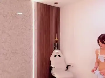 Chaturbate Live Sex Cam of ana_polk