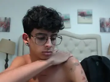 Chaturbate Nude Webcam of andyxibrat