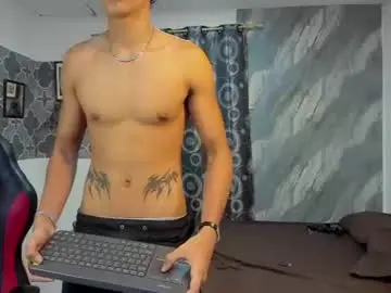Chaturbate Watch Live Sex Cams of brandom_brook