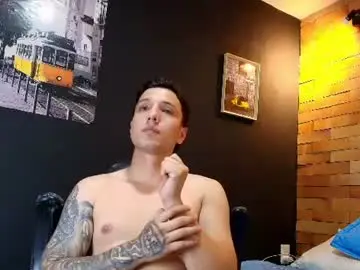 Chaturbate Free Porn Cam of dylan__cross