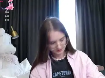 Chaturbate Live Sex Cam of kate_jonson
