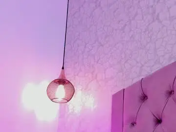 Chaturbate Best live sex cam show of saraa_joness_