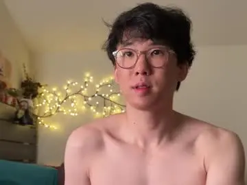 Chaturbate Live Sex Cam of unhingedwang