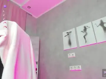 Chaturbate Best live sex cam show of donnaaa_evans