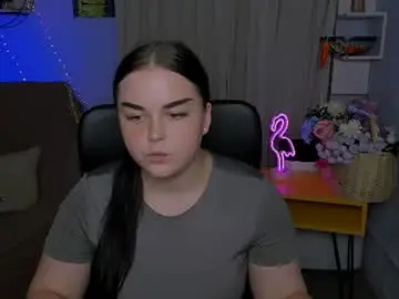 Chaturbate Live Sex Cam of ember_rey
