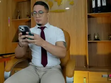 Chaturbate Sex Cam of joshmiller___