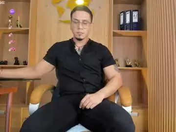 Chaturbate Best live sex cam show of joshmiller___