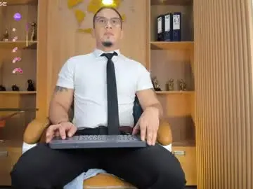 Chaturbate Nude Webcam of joshmiller___