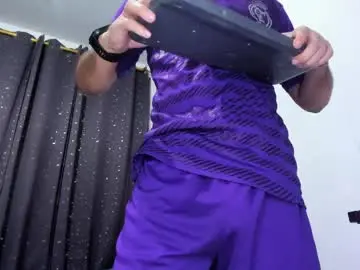 Chaturbate Free Porn Cam of the_skinnyguys