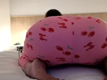 Chaturbate Sex Cam of chillwithcamii