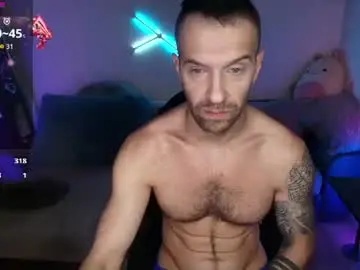 Chaturbate Adult Video Chat of ilyafriend