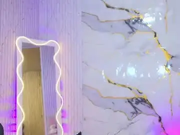 Chaturbate Best live sex cam show of peachy_tay
