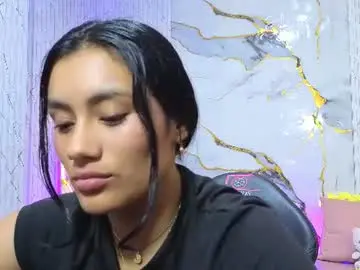 Chaturbate Live Sex Cam of peachy_tay