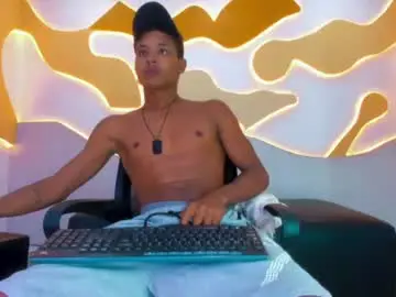 Chaturbate Free Live Porn of rafaelvanderx