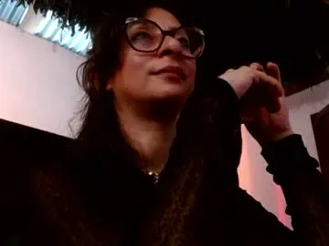 Chaturbate Watch Live Sex Cams of serena_xyz