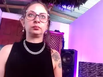 Chaturbate Adult Webcam of serena_xyz