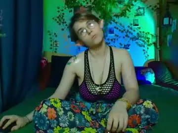 Chaturbate Live Sex Cam of trickykitsune