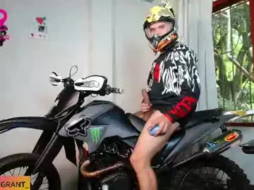 Chaturbate Watch Live Sex Cams of ash_wingrant