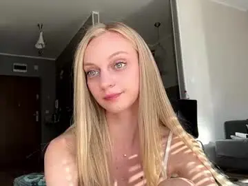 Chaturbate Live Sex Cam of deonnahobb