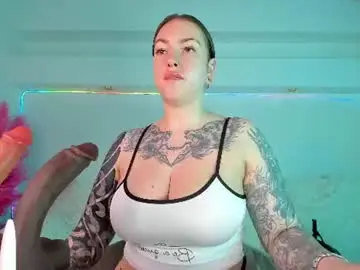 Chaturbate Live Sex Cam of honeymoann